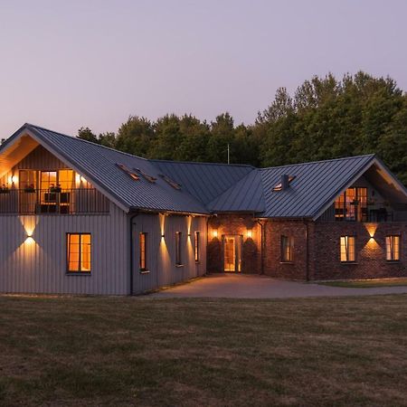 Lake & Library Boutique Hotel Іґналіна Екстер'єр фото