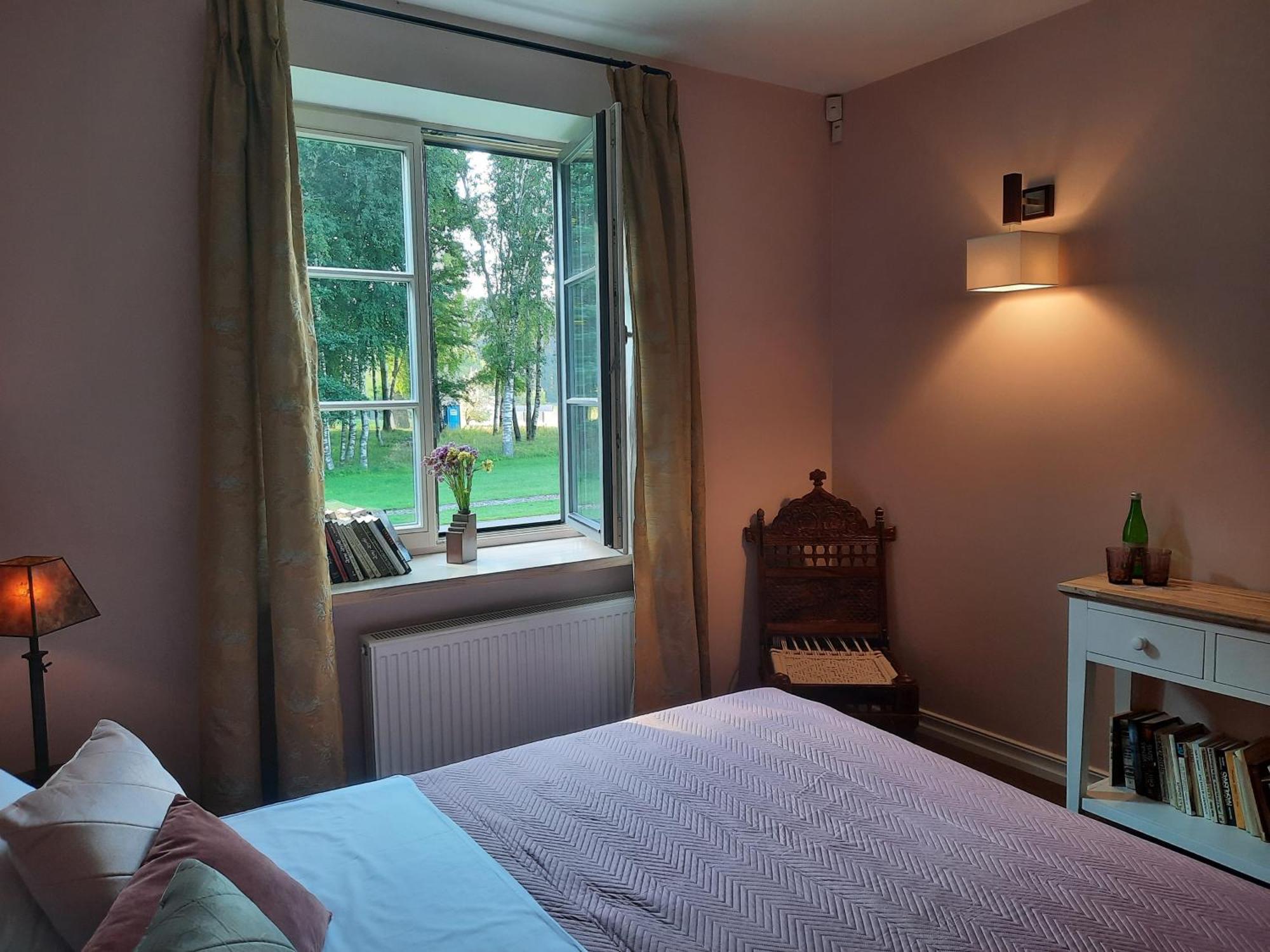 Lake & Library Boutique Hotel Іґналіна Екстер'єр фото